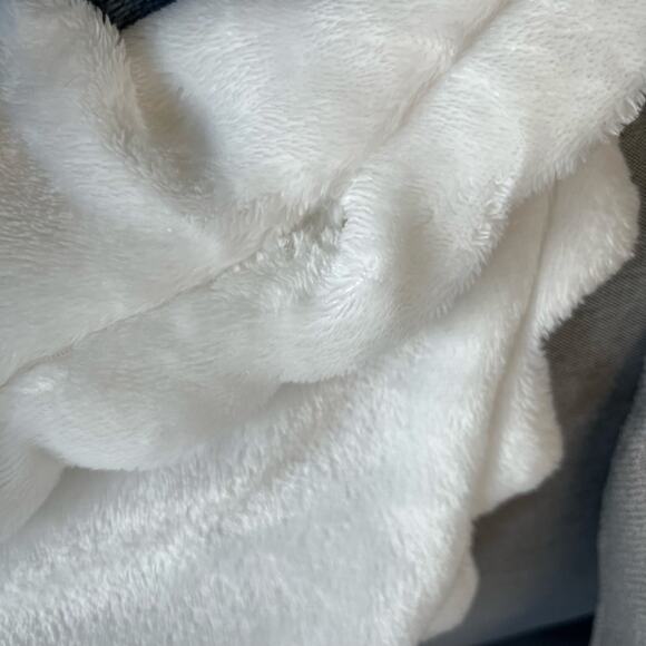 Hooded Fleece Shark Blanket Sleeping Bag One Piece Gray White Unisex Kids Large - Picture 14 of 15